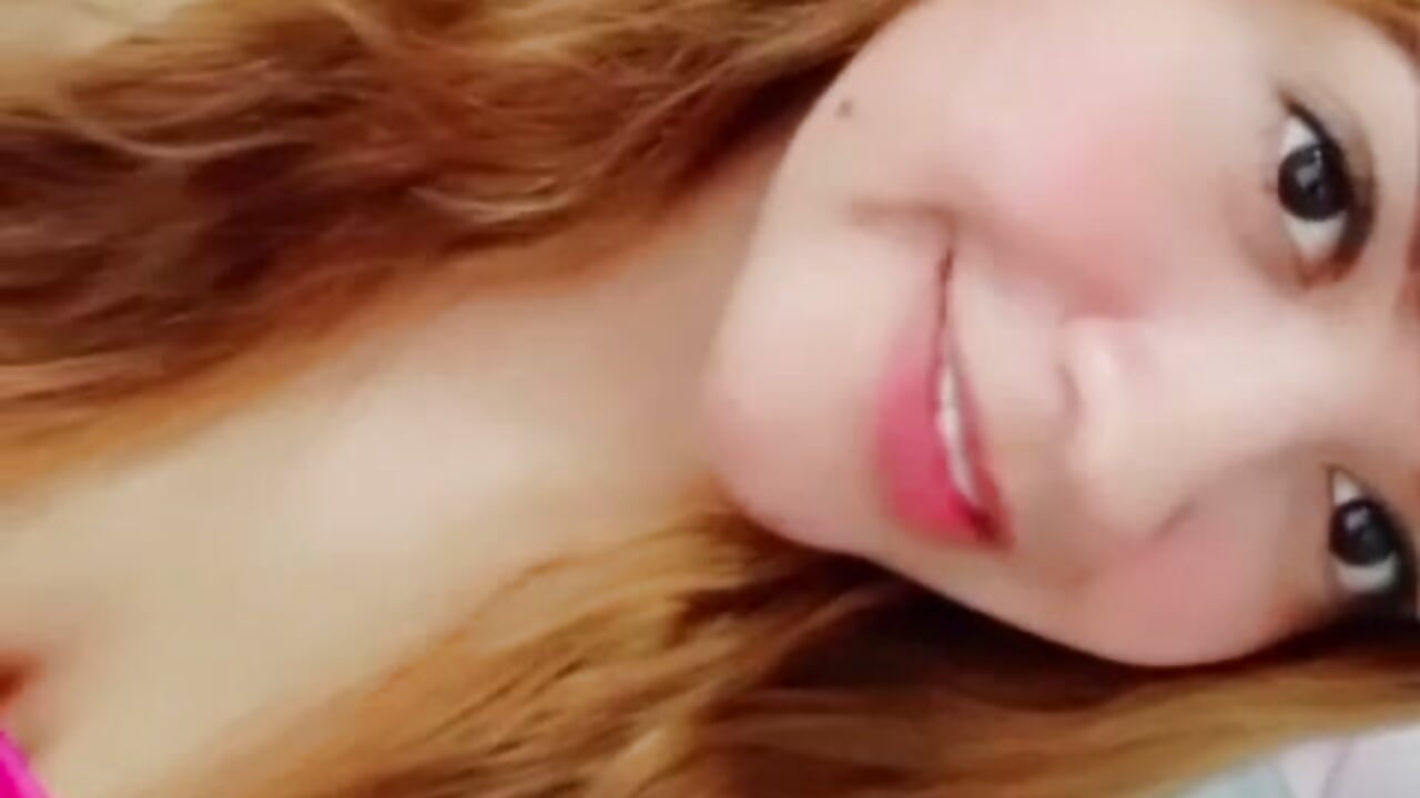 Sexy and horny girl !!– slutty_hotwife kameramodell videója