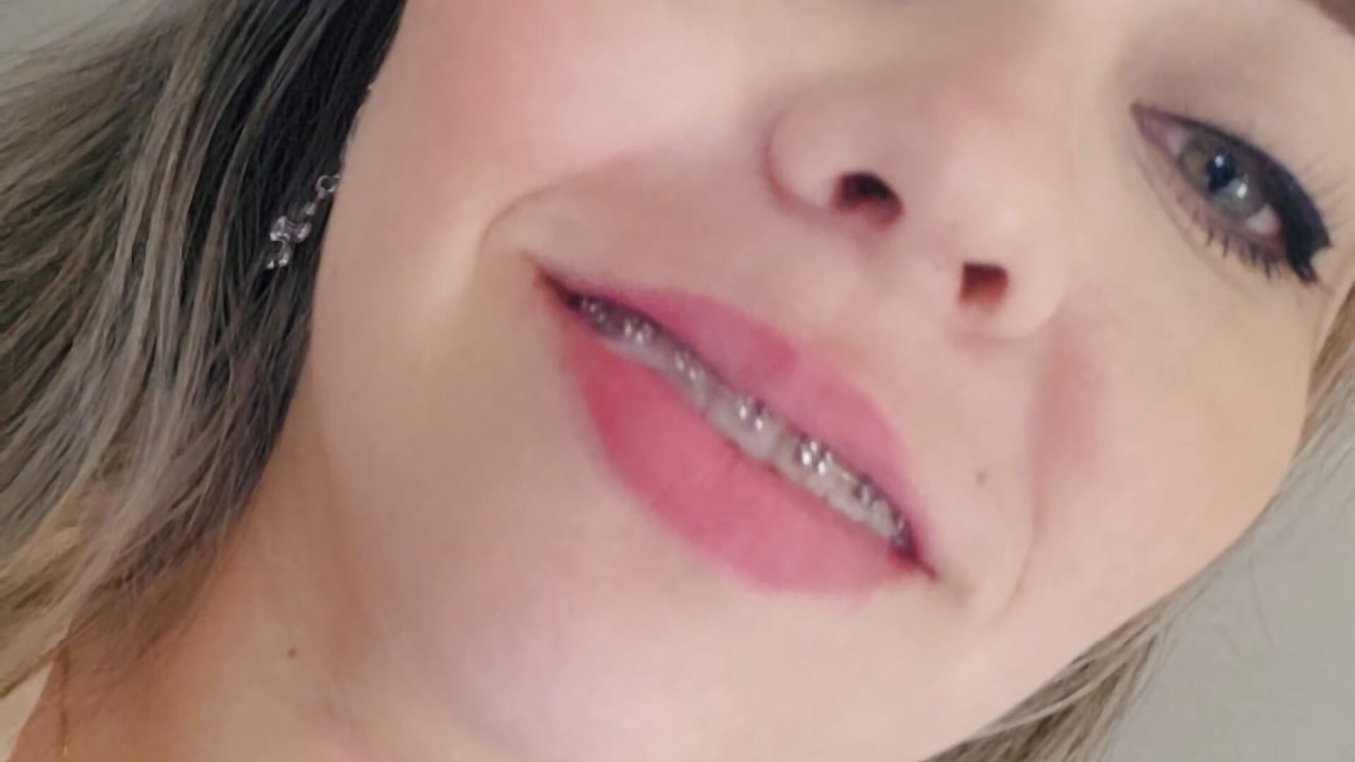 Smoking 😍 - Charlotte93_ 캠 모델의 동영상