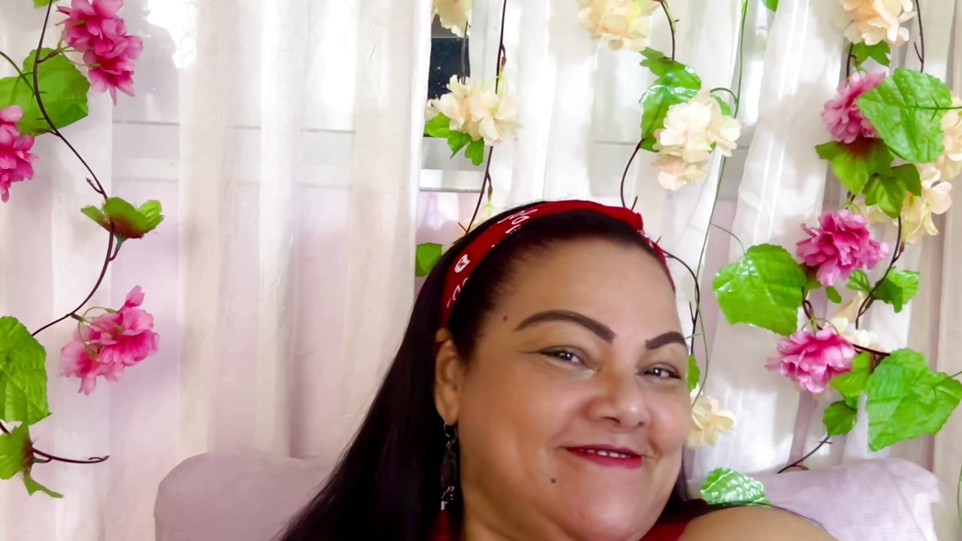 2023-06-10 22:00:12 - video by mommy_cute cam model