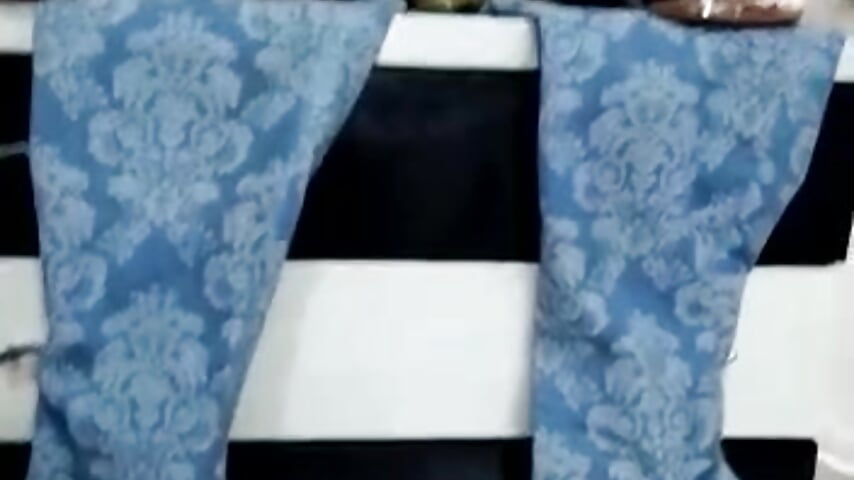 my beautiful room and toys - video by Alinafoxx1 cam model