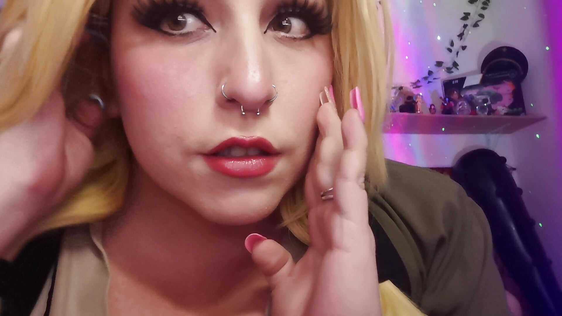 piercings - video by candyy_new cam model