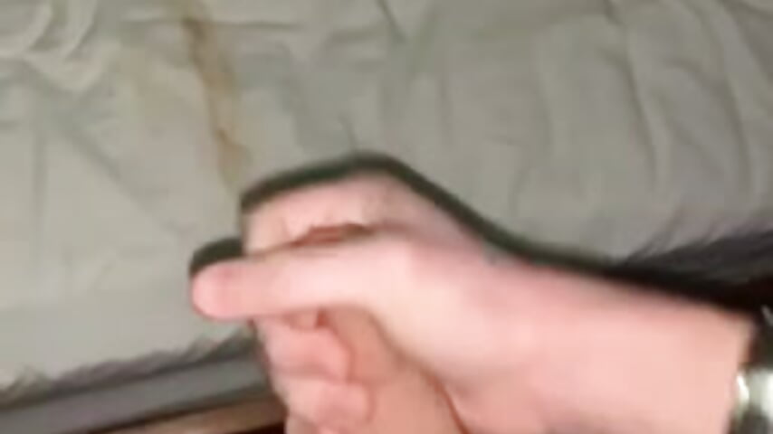 Wanking and playing music ❤️ - Vídeo de sexyguyhere13, modelo de vídeos