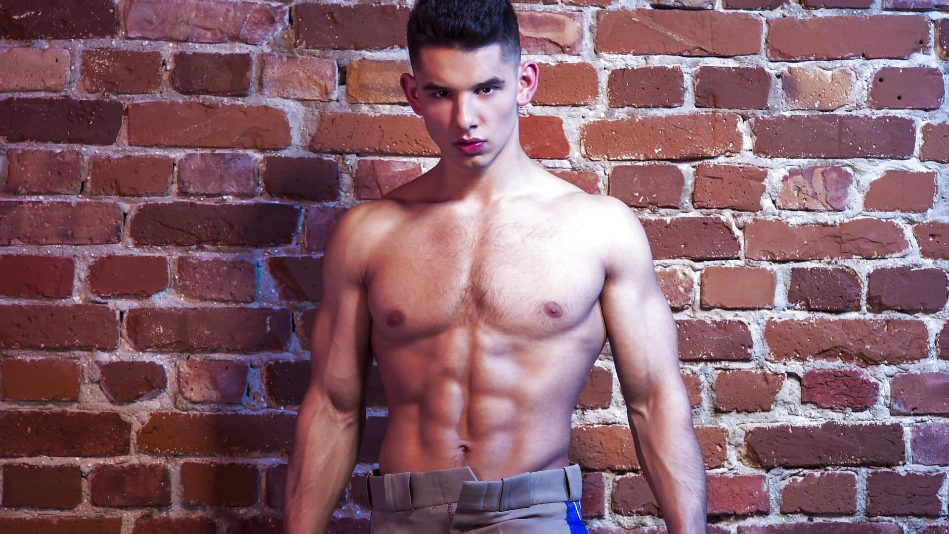 Video Klipp - فيديو من Antoniodiamond موديل الكام