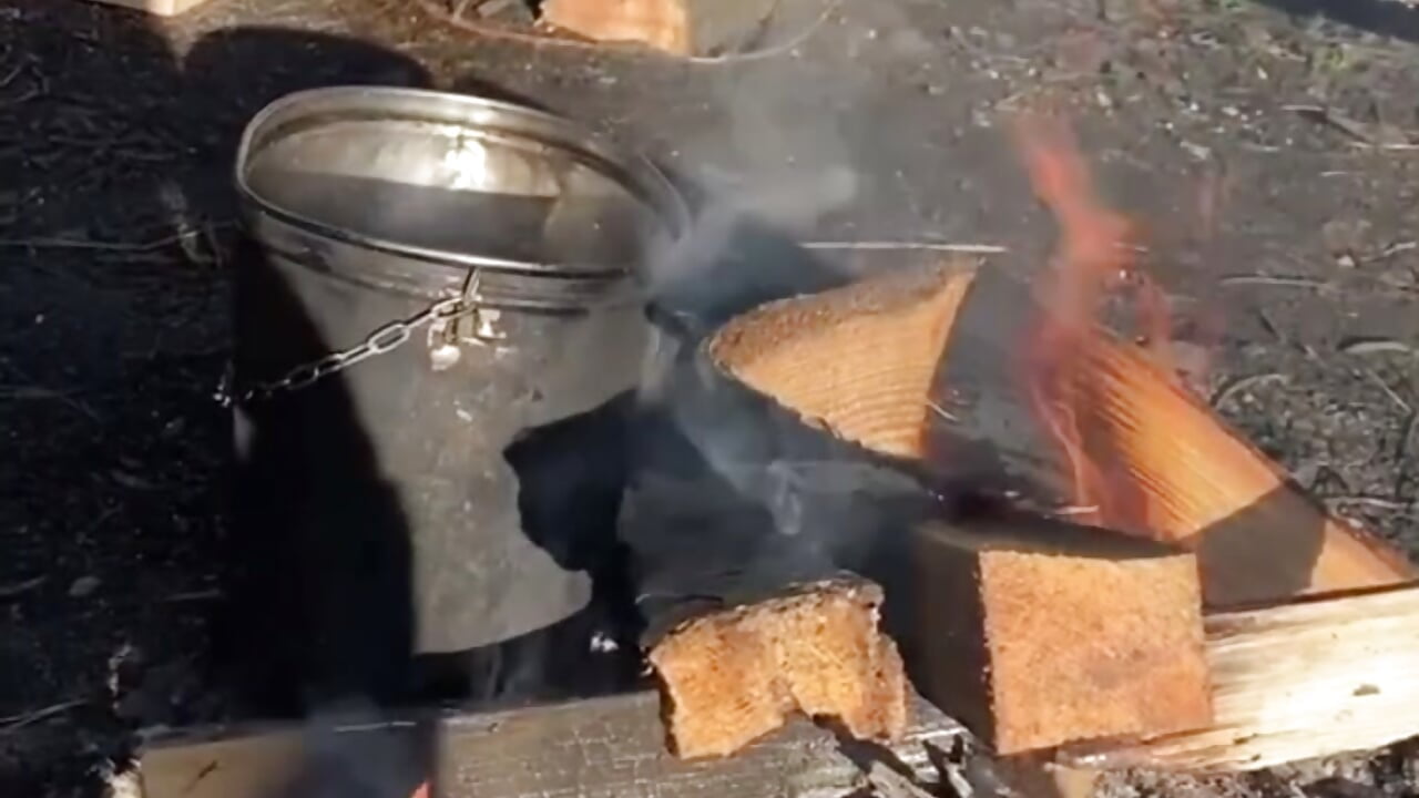 Live fire and water heating - video by Var_Kiss cam model