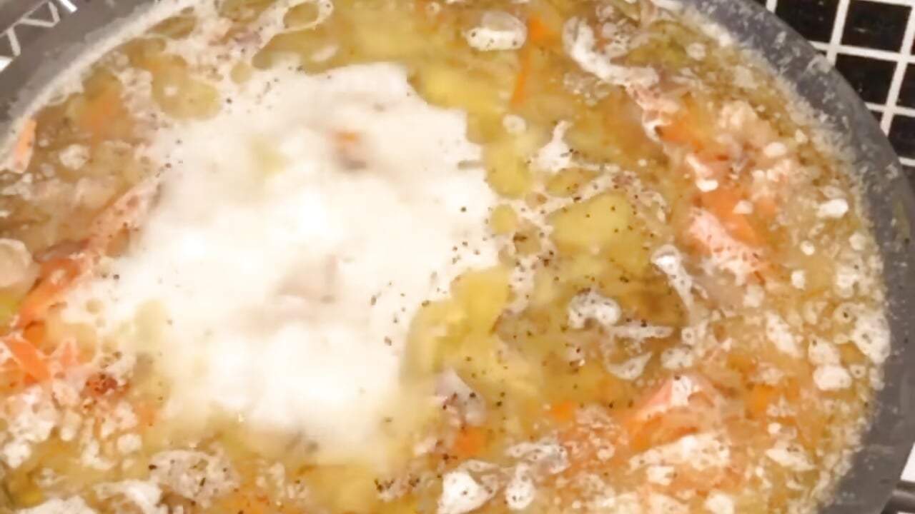 chicken soup - video Var_Kiss kameramallilta