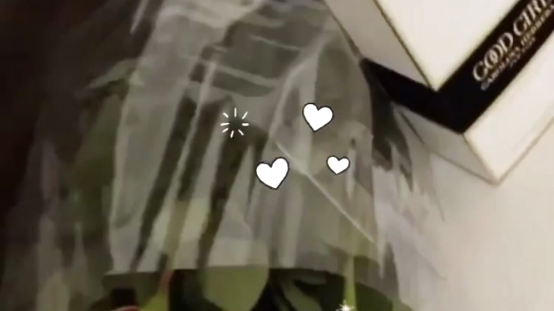 such pleasant surprises - βίντεο μ οντέλου Var_Kiss