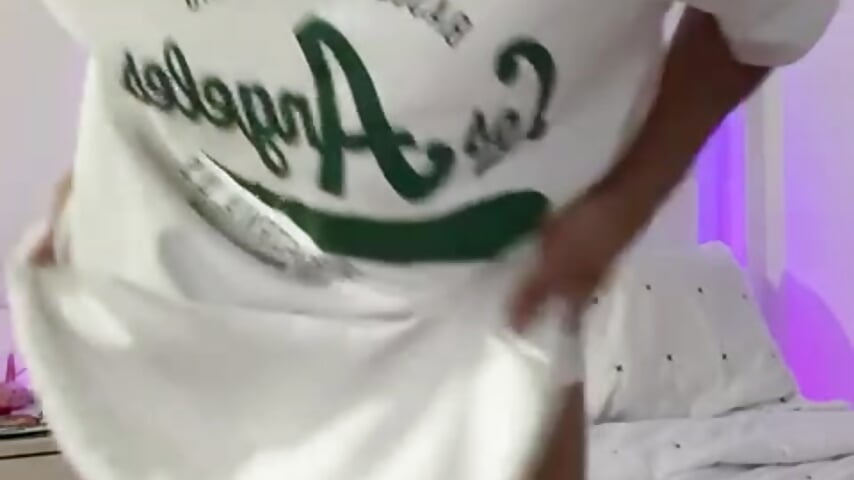 i'm - video by sweetxnico cam model