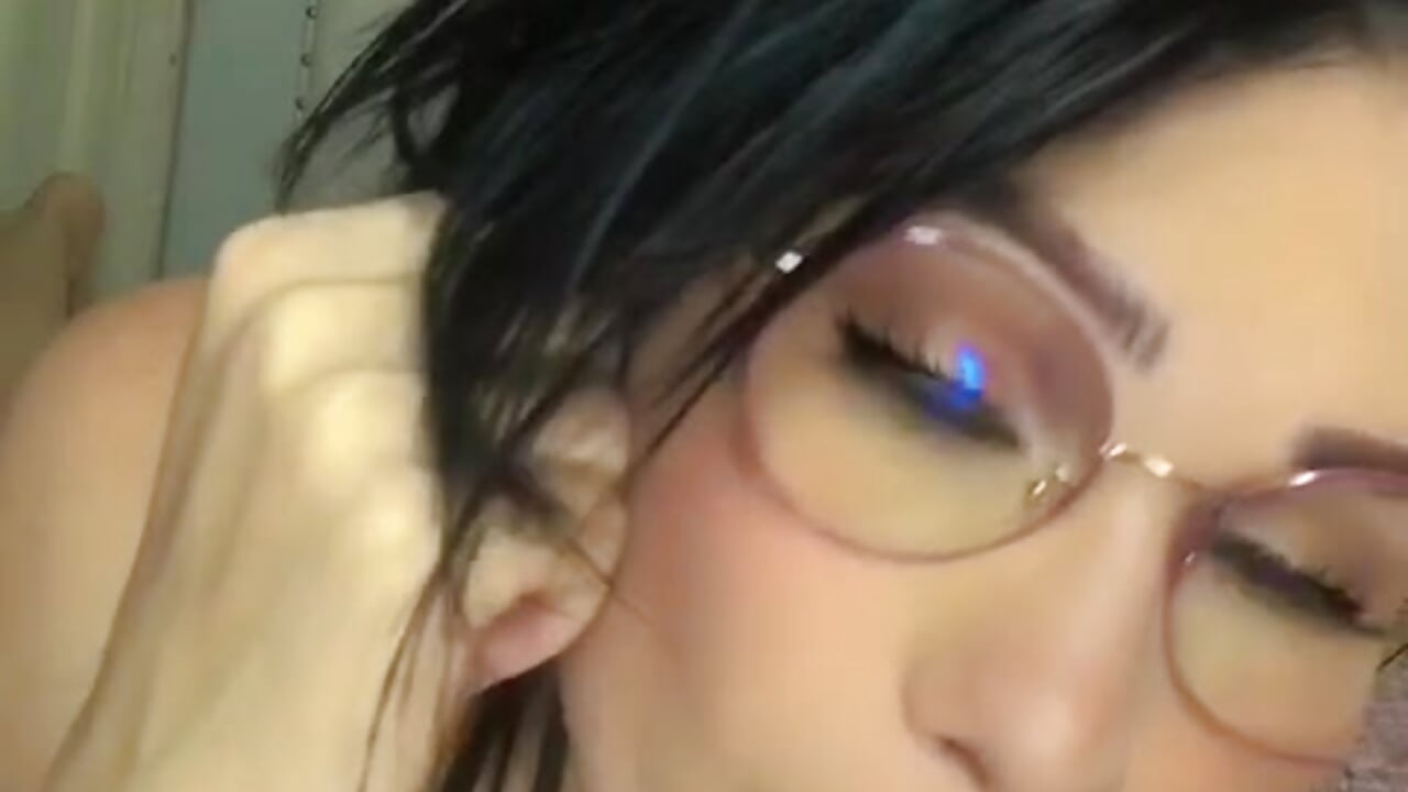 tiktokkkk - video av khalyn_jenner cam-modell