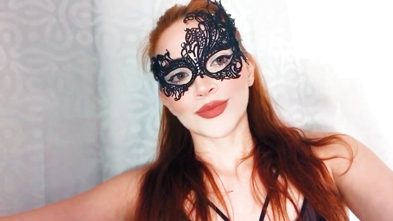 50 Shades of SCARLET - video oleh Scarlet_19 kamera model