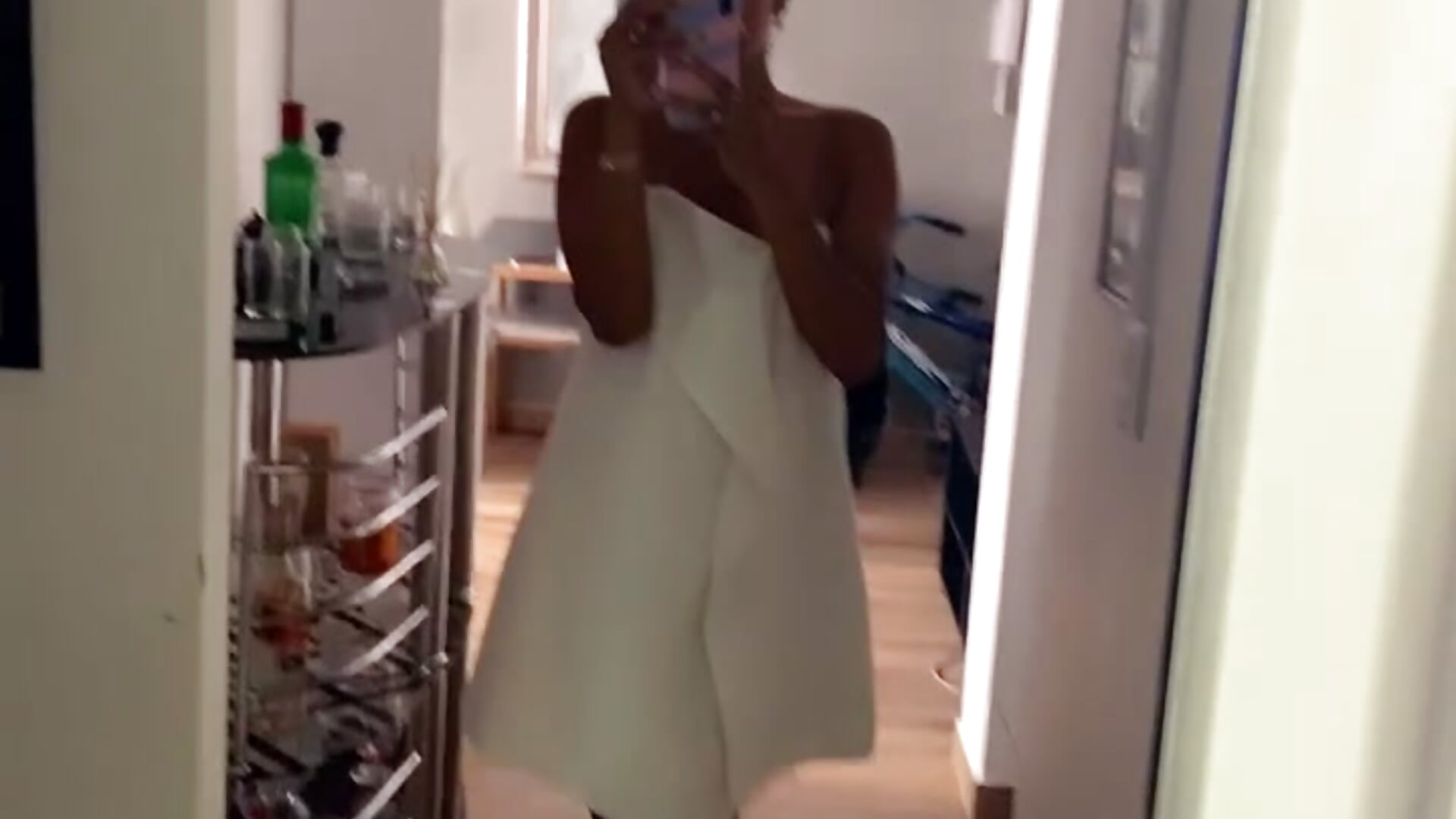 Happy start of week - Vídeo de Doll_Loren, modelo de vídeos