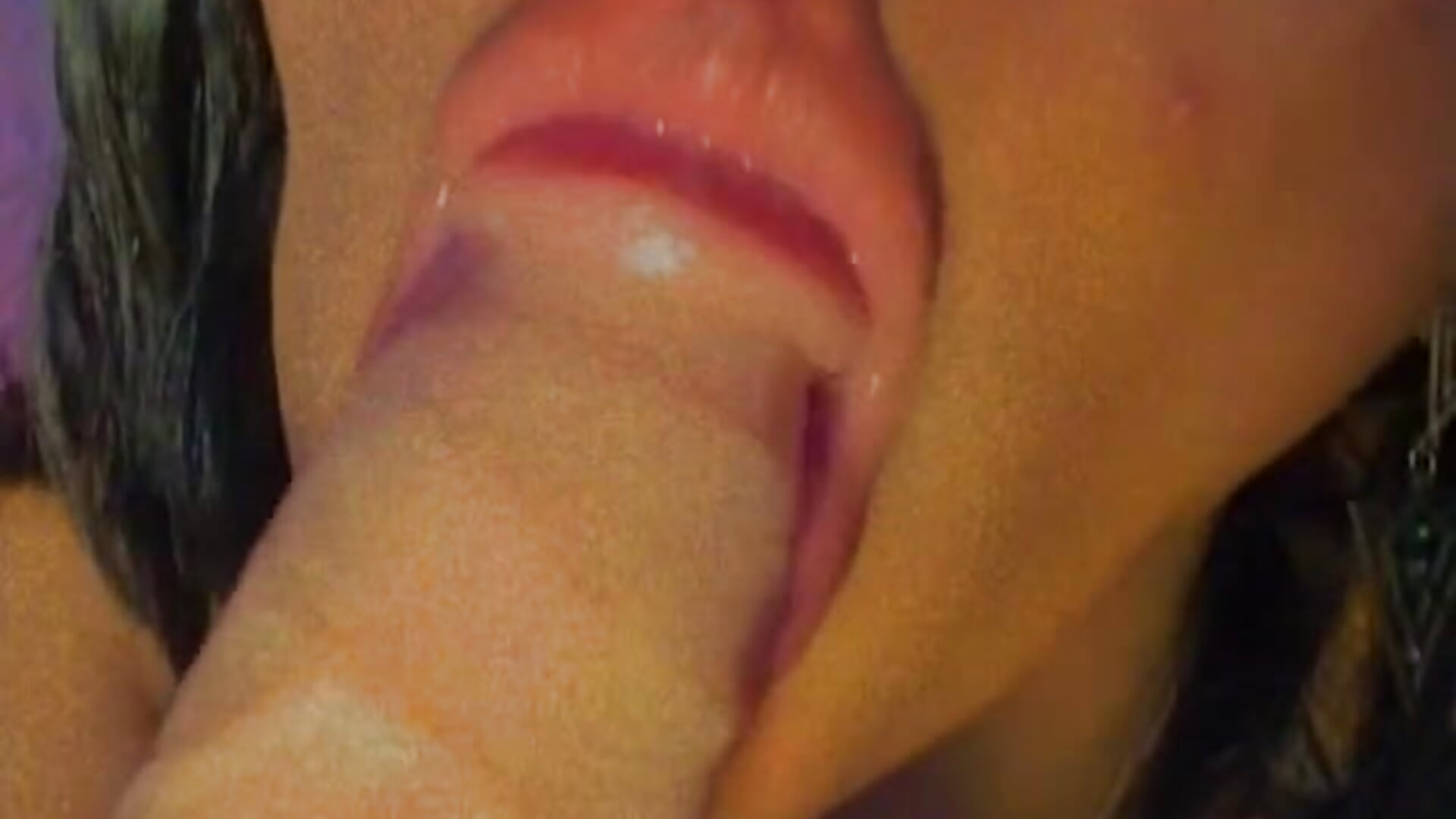 A short BJ before You sleep ❤️ - Vídeo de Doll_Loren, modelo de vídeos