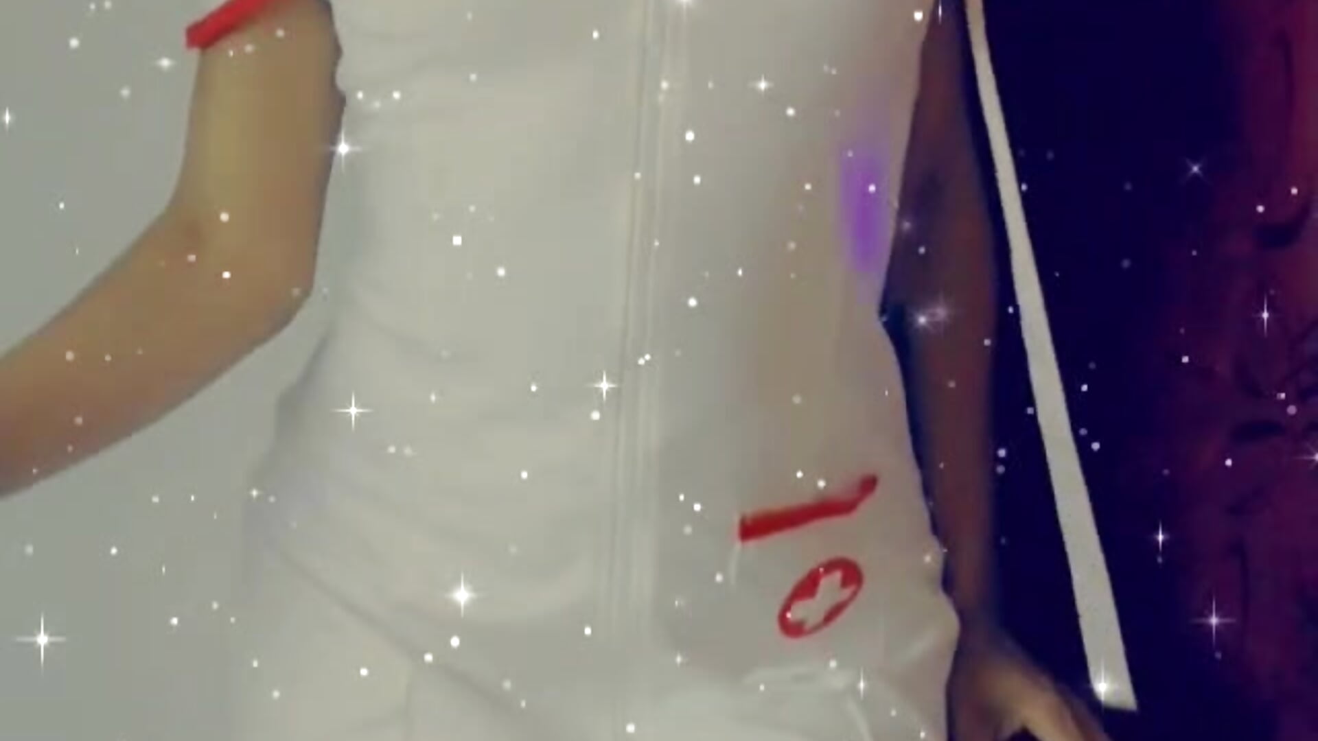 your sexy hot nurse - Vídeo de Doll_Loren, modelo de vídeos