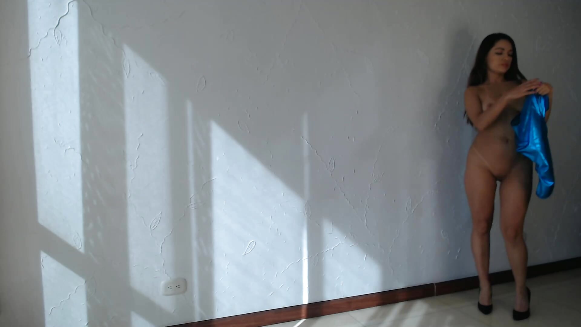 MODELING NUDE 2 - video của người mẫu cam Naughtykitty4