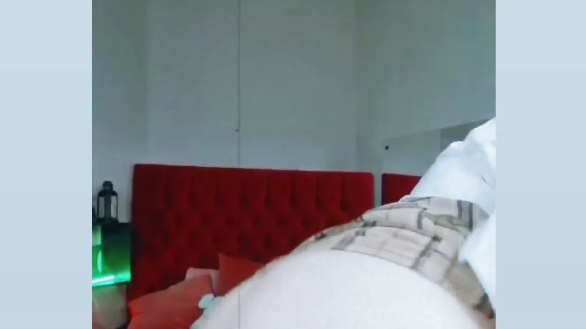 video_2022-06-25_02-23-02 - video by EllsaJean_ cam model