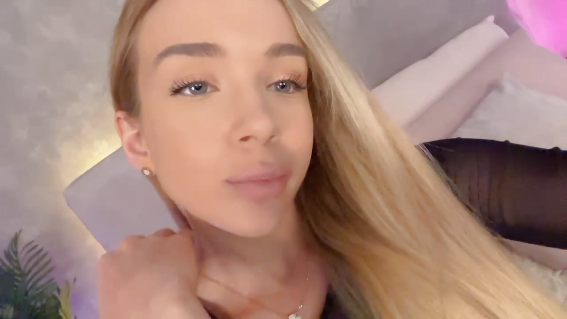 Your Barbie - video by my--Polina cam model