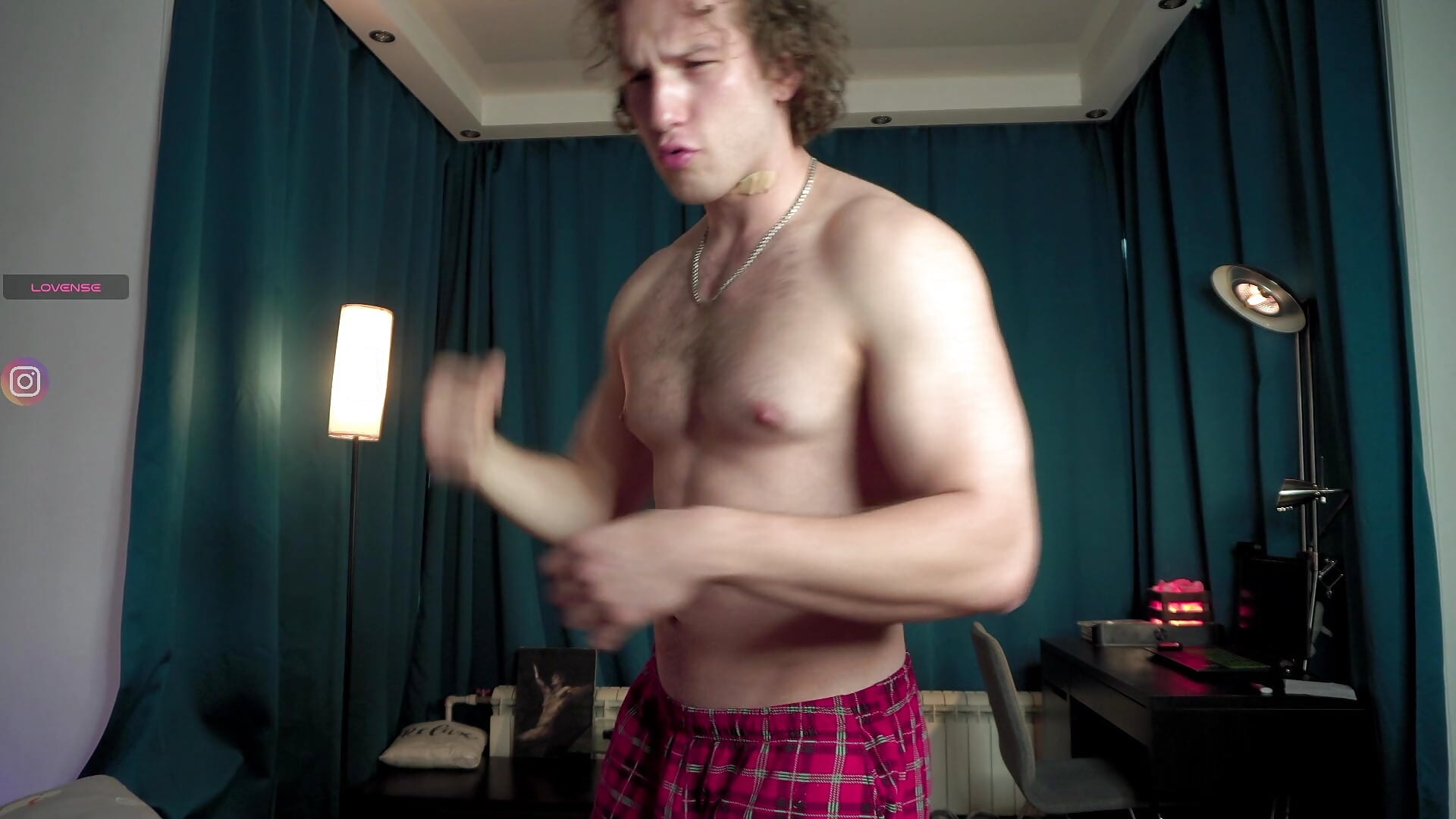 2025-10-18 15-30-51 - video by VIktorSecret cam model