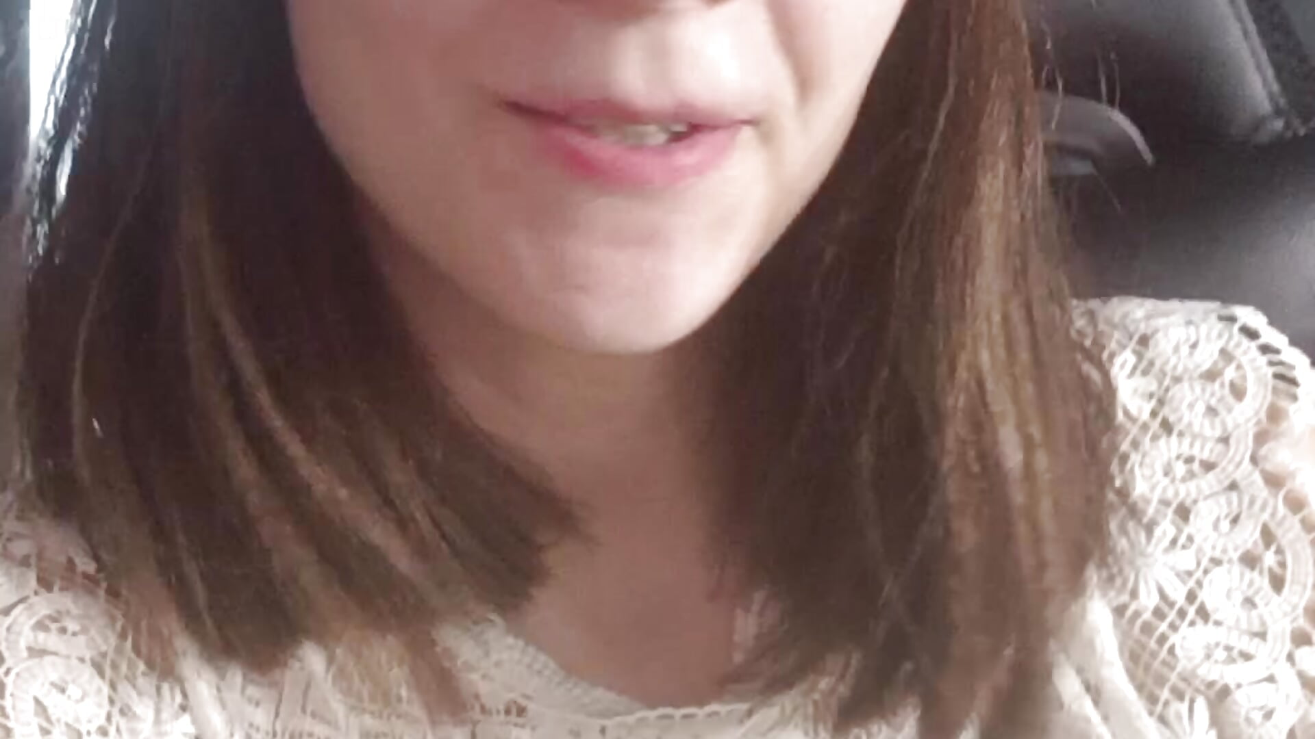 1000155124 – video od webkamerové modelky MollyLollipop