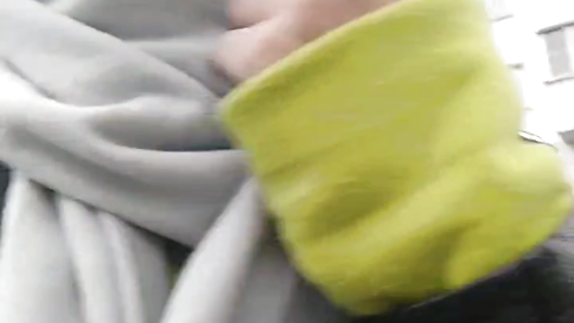 Walk in the yard - video by MollyLollipop cam model