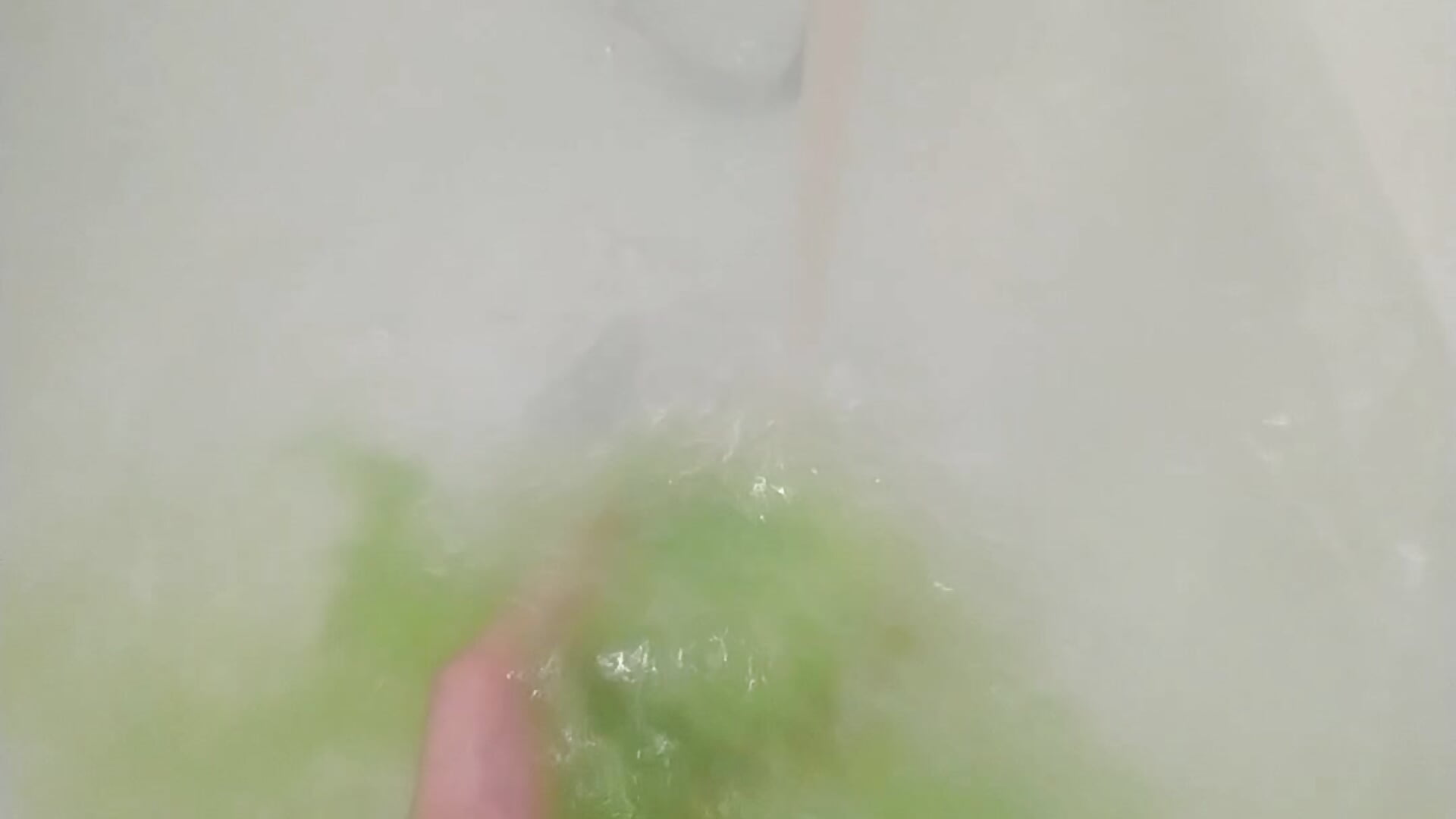 Explode the bomb.  And take a bath with me - video by MollyLollipop cam model