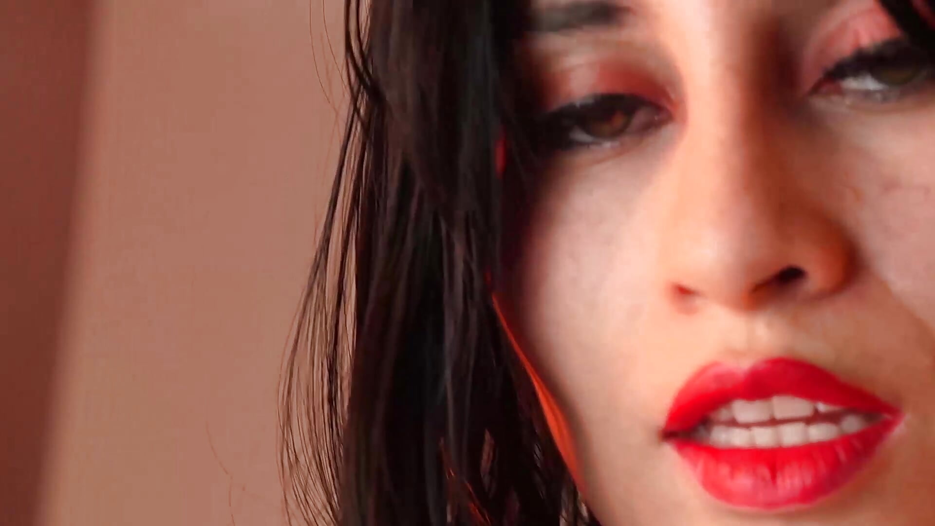 I bet you want too! – video od webkamerové modelky mylatexpleasure