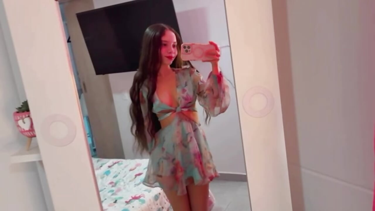 You like my dress ¡¡ - video by MiaJacksonn cam model