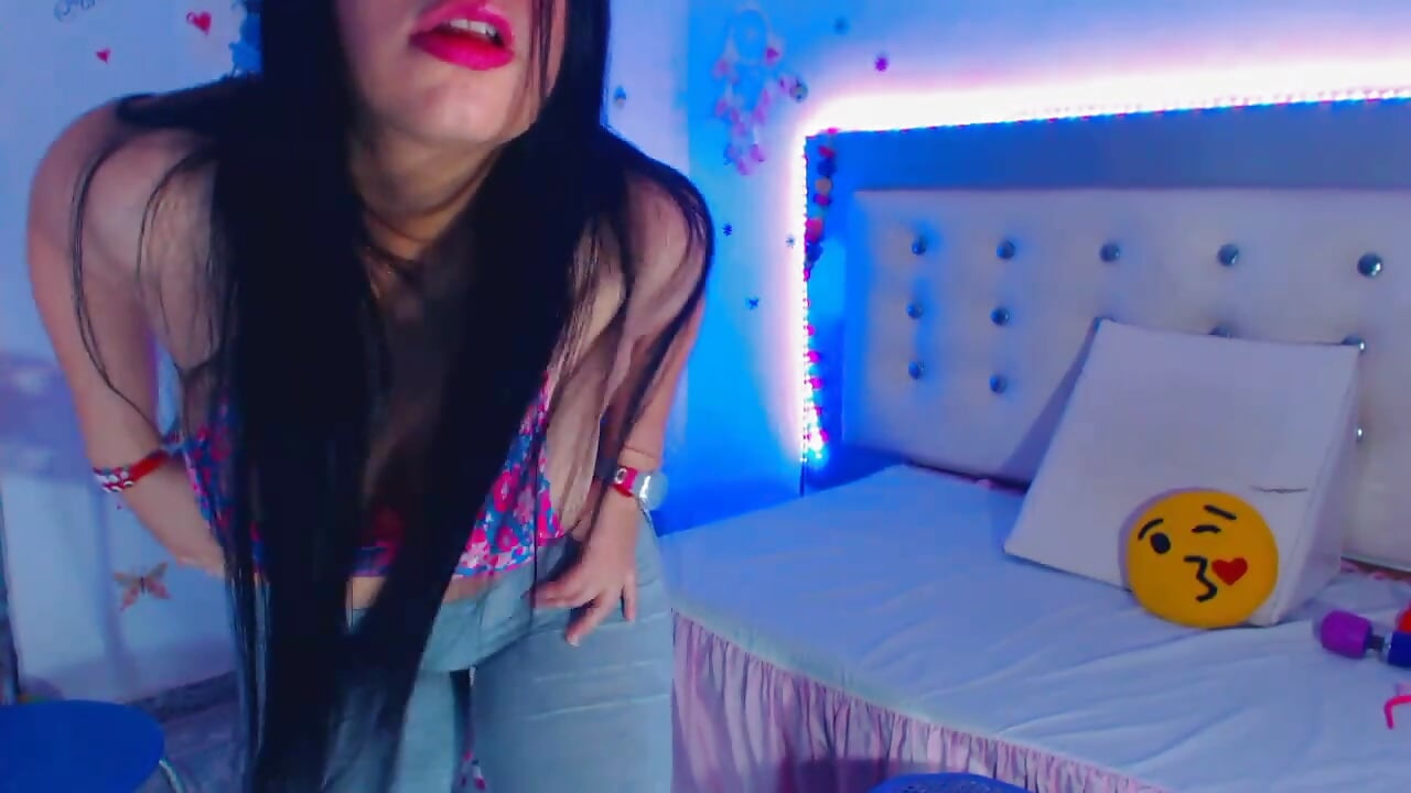 Olivia´s - video by oliviarodriguez2u cam model