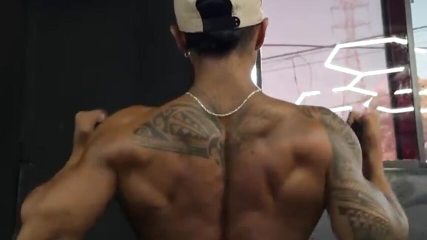 muscular back - j_musiry 님의 동영상