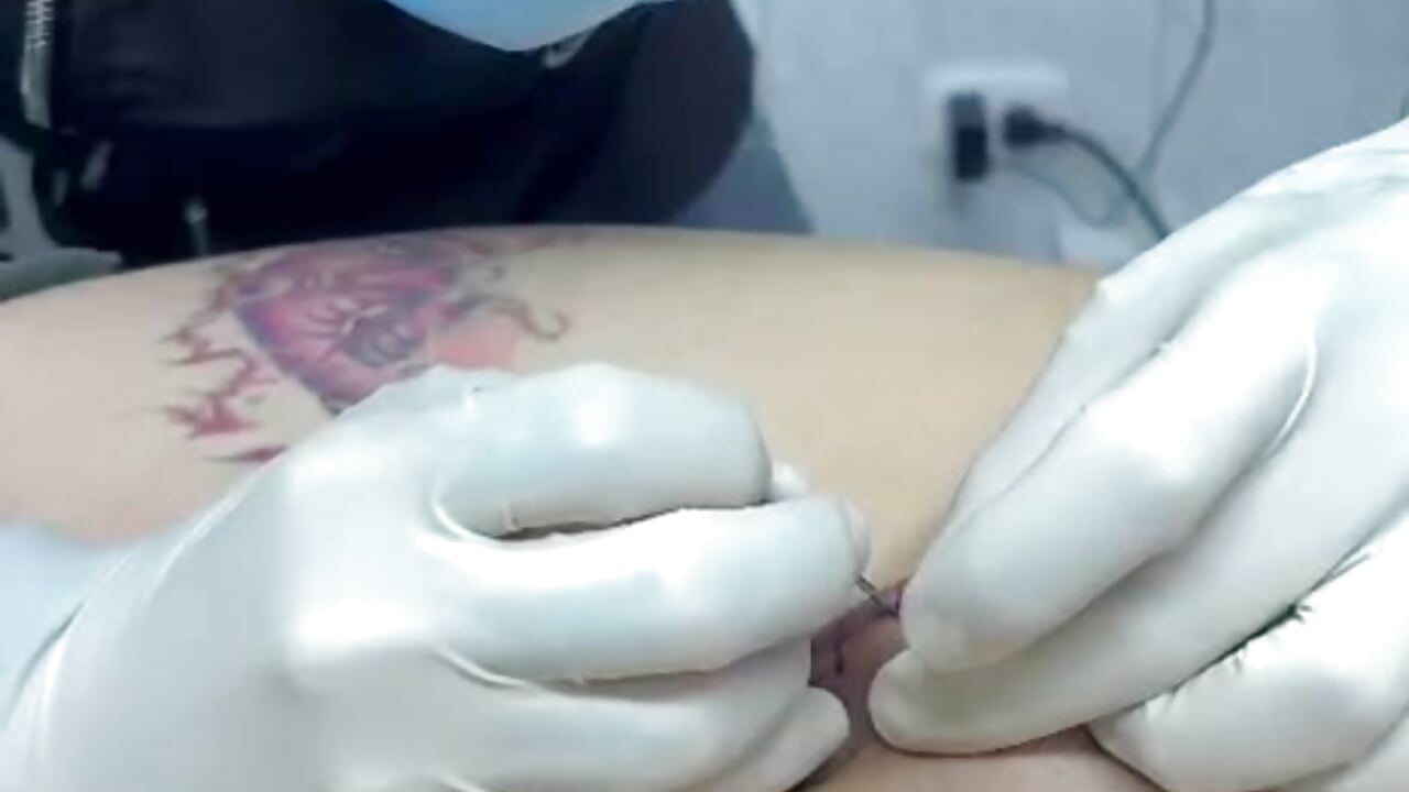 video of how they did my piercing cristina