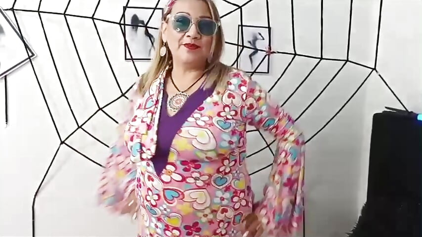 Hallowen - video by yayita_mature cam model