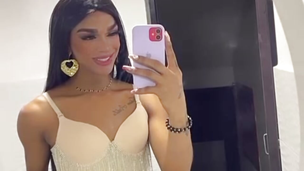 Nicky to you <3 - video by nickyminach_ cam model