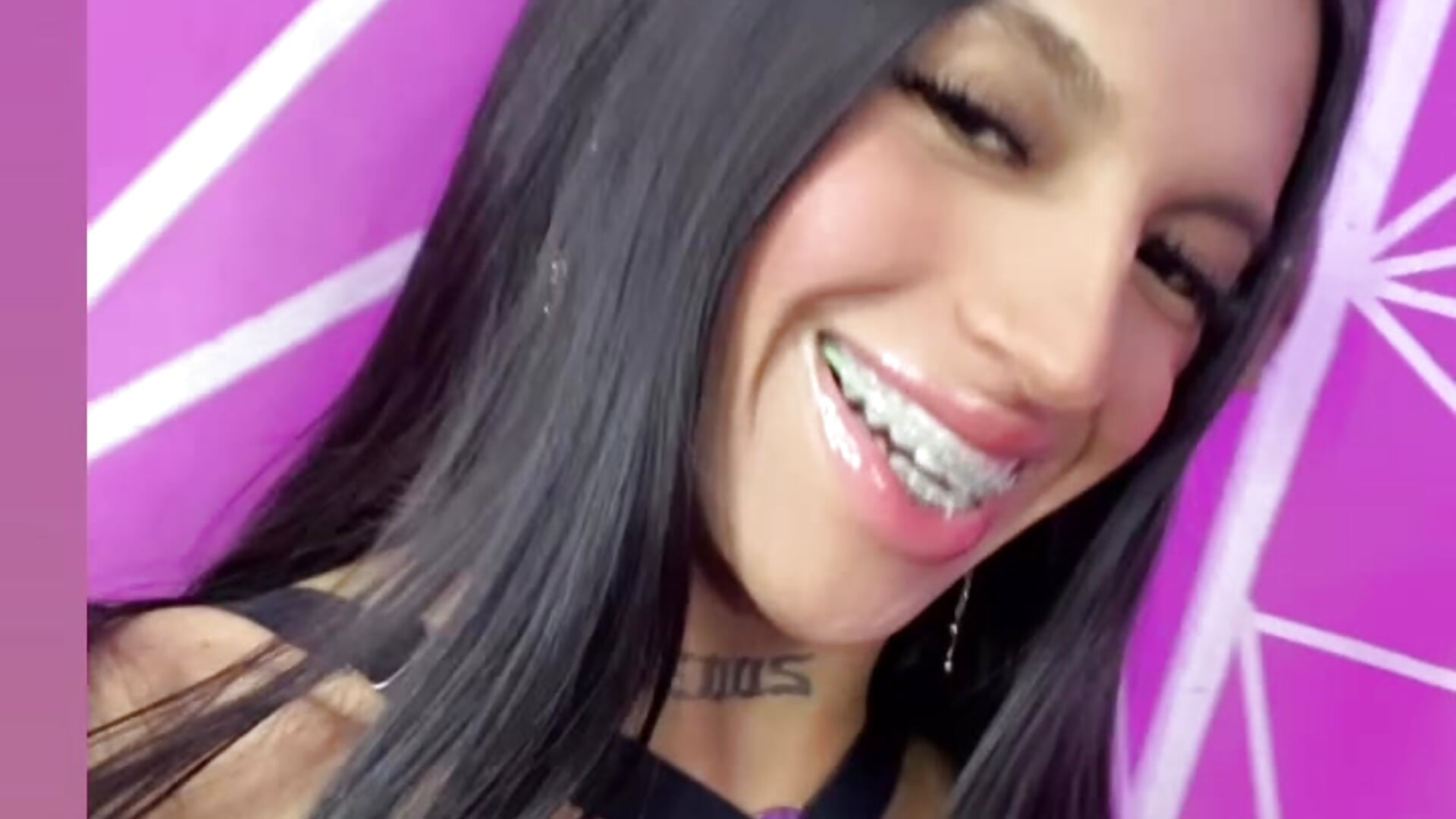 b27d1630306f4464bb508d0c1112e9f3 - video by Ortegakim cam model