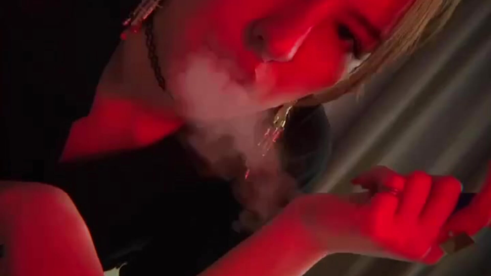 Just feel my vibe - video by Fire_moth cam model