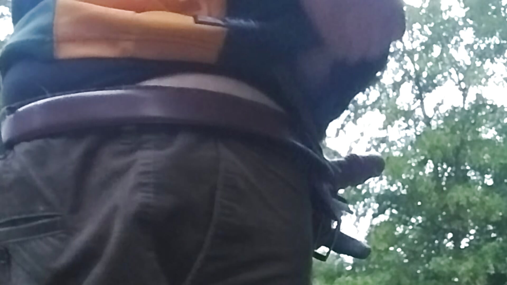 Sloppy Outdoor Action - video của người mẫu cam musculardaddybear89