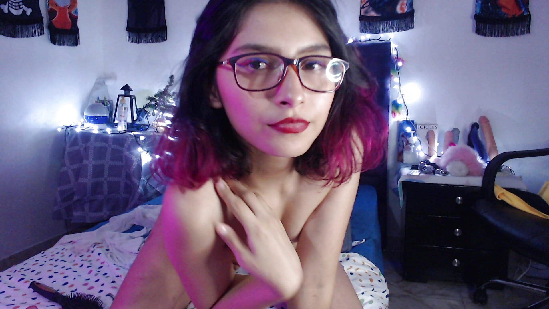 HI - video by Alice_jacobs1 cam model