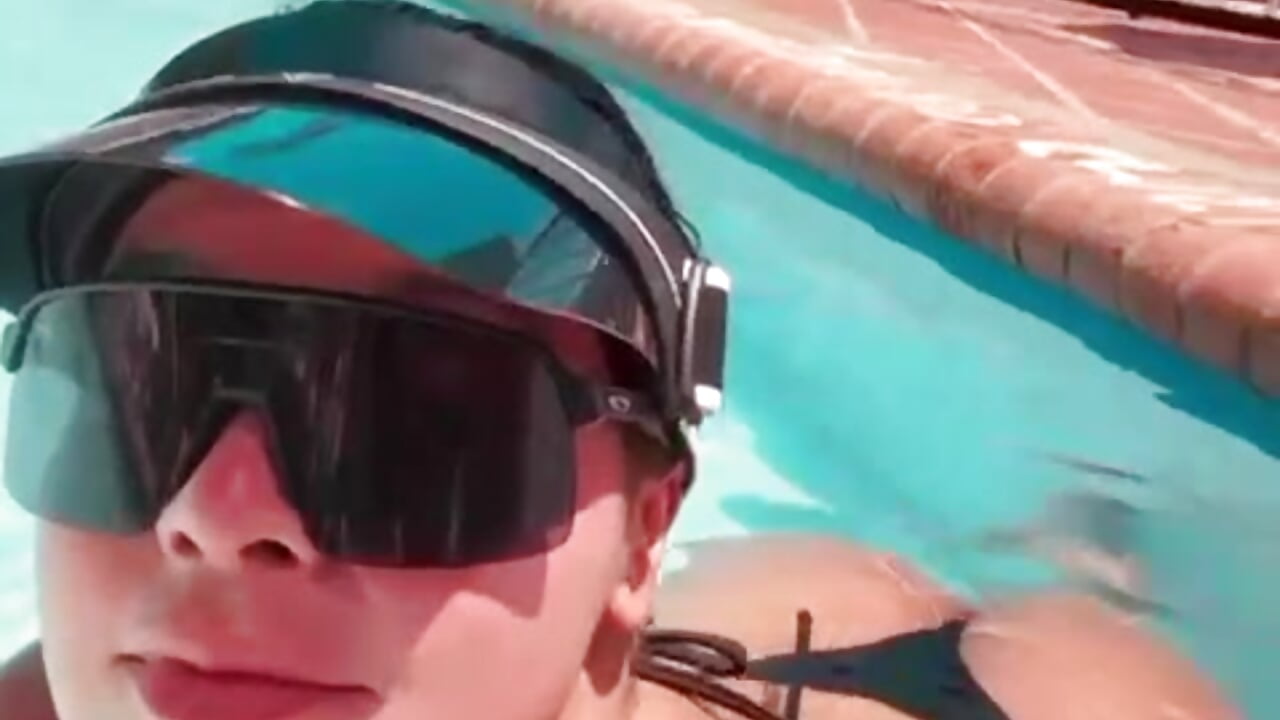 I love the Sun 💛 - video by _kathaLopez_ cam model