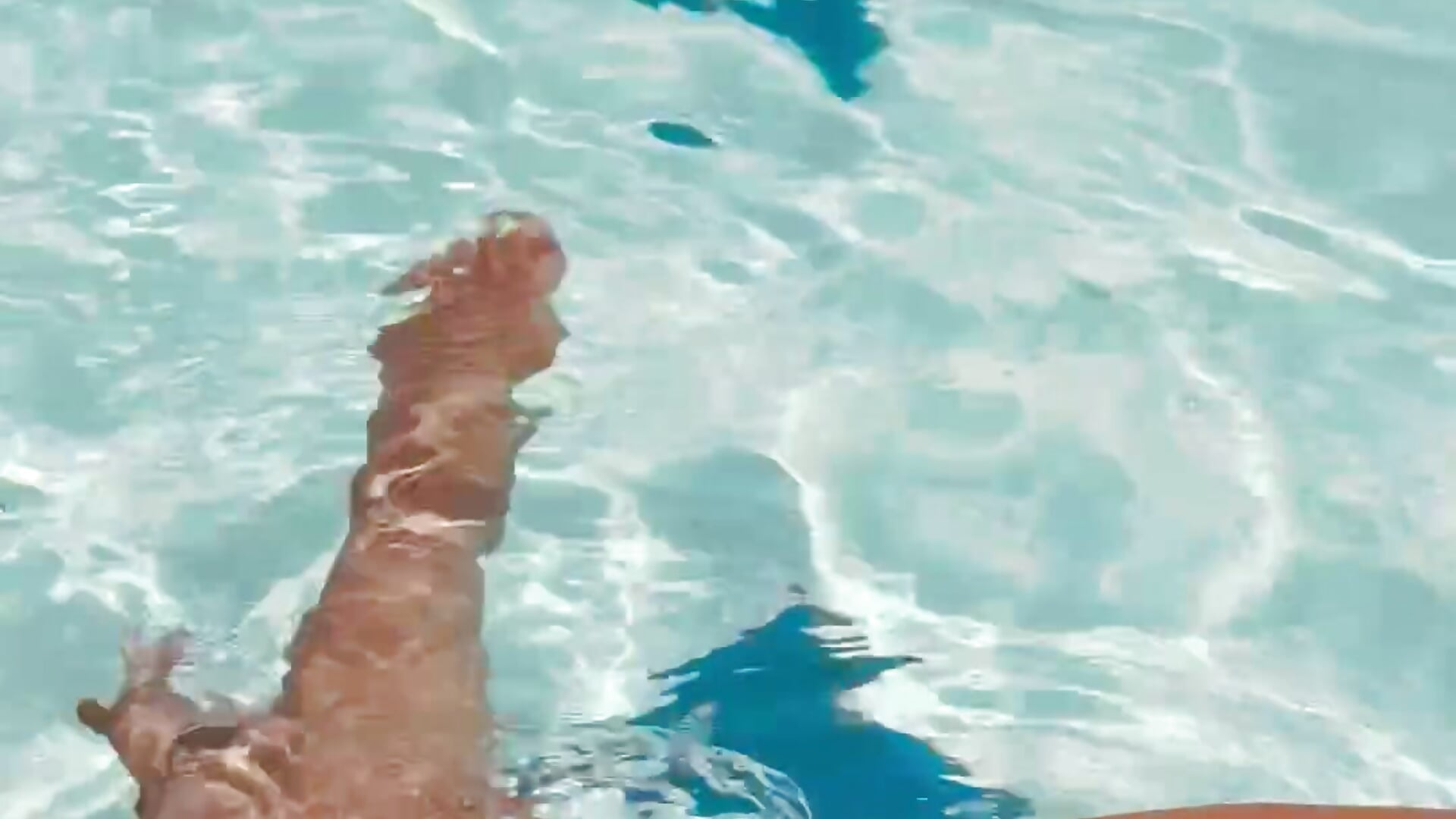 My feet in the pool - Vídeo de _kathaLopez_, modelo de vídeos