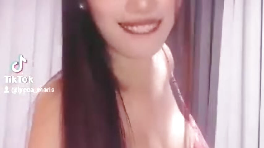 profile-intro-video-1659695019 – video modela na kameri Sakura_xoxo