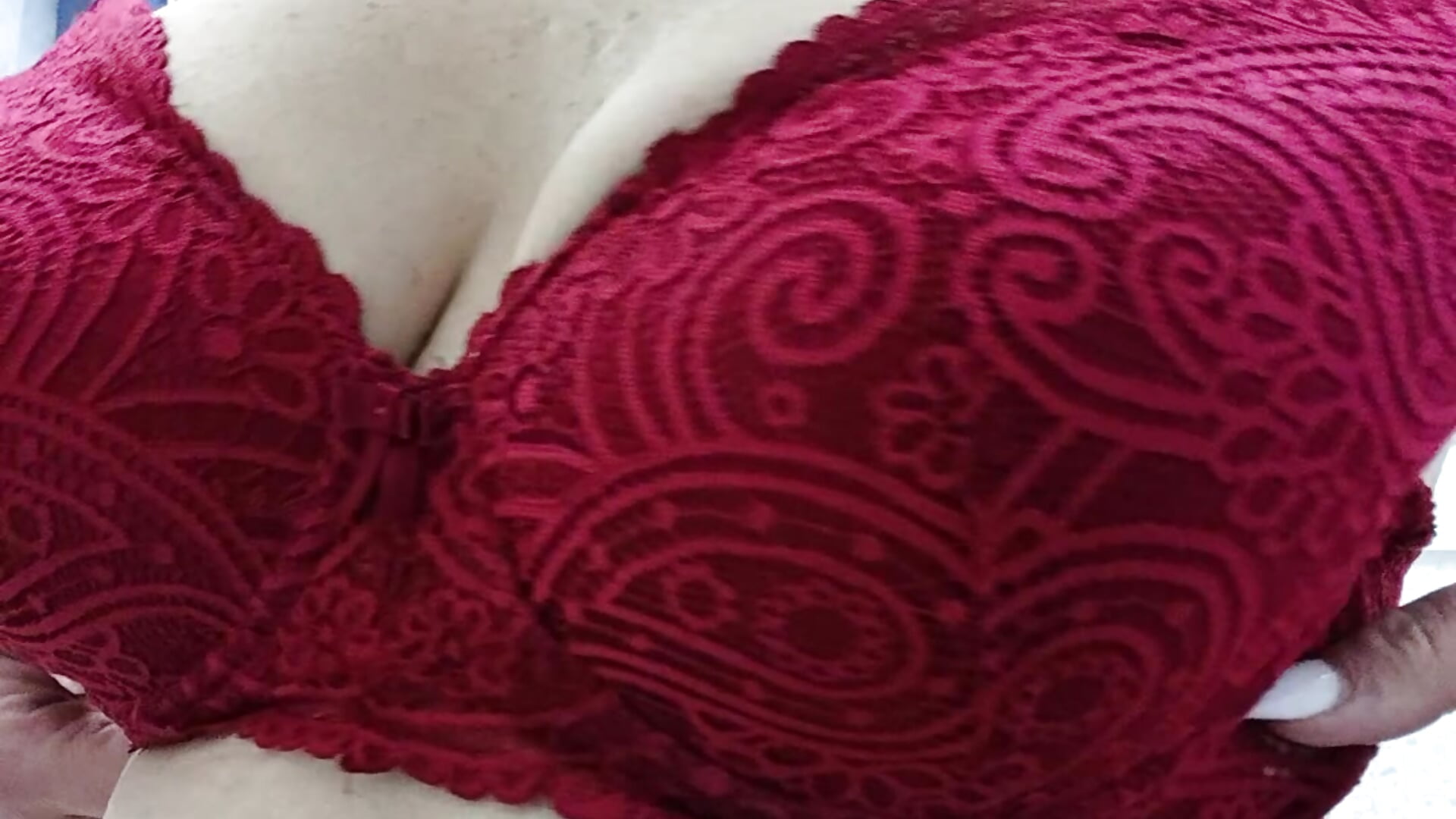 A gift for friends - βίντεο μοντέλου Office_Albertina