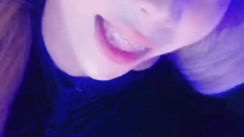 Im expensive, don’t treat me bad/cheap i don’t deserve that, spoil me and obey my command! Treat me - video by MISTRESSOFALLMISTRESS_ cam model