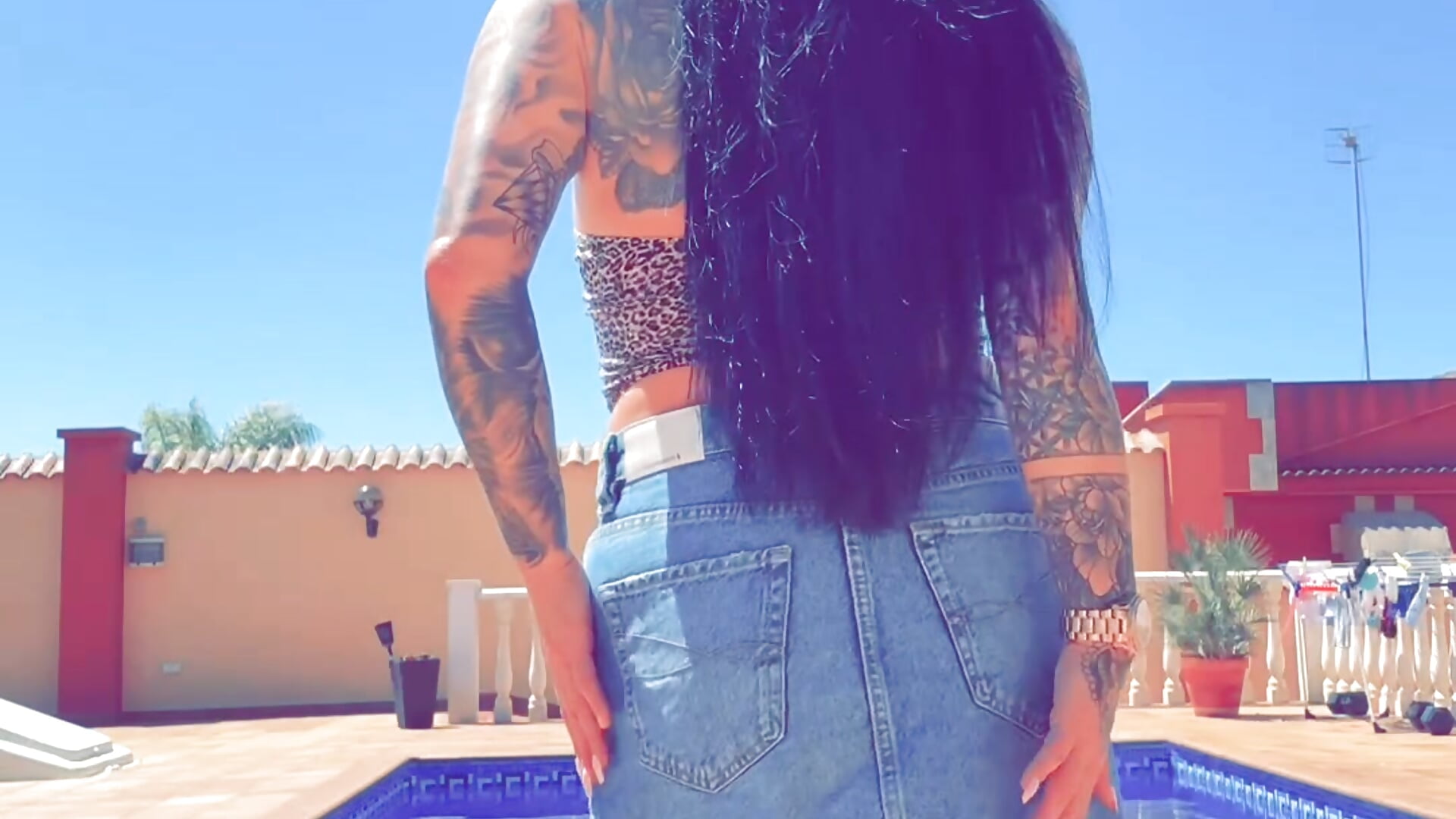 Hola Chicos π - video by InKed-Kathy cam model