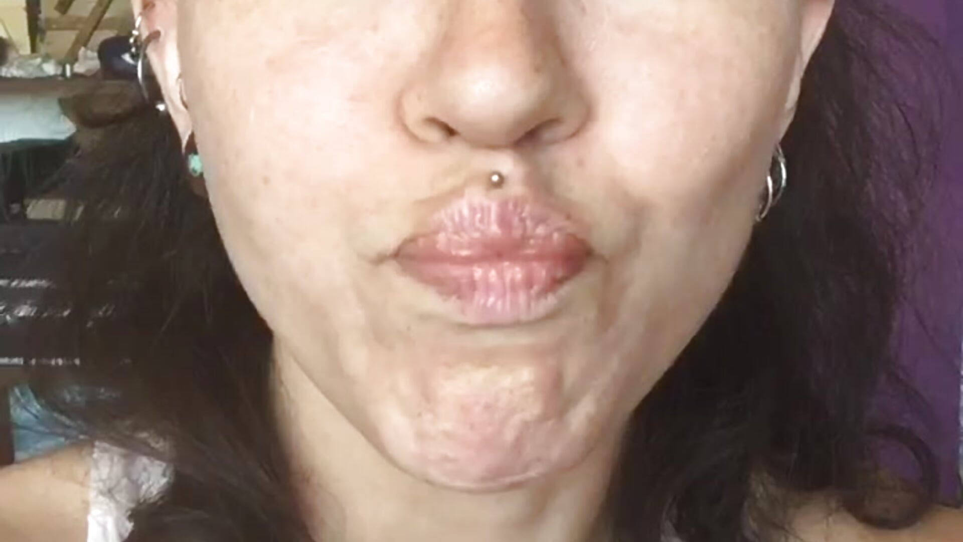 Je s’appelle Froot - video by SuzieWanKenobi cam model