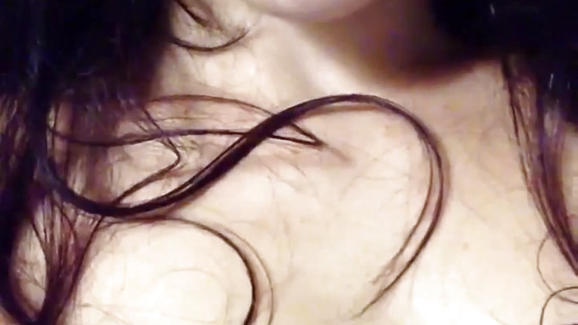 SuzieOneKenobi - video by SuzieWanKenobi cam model