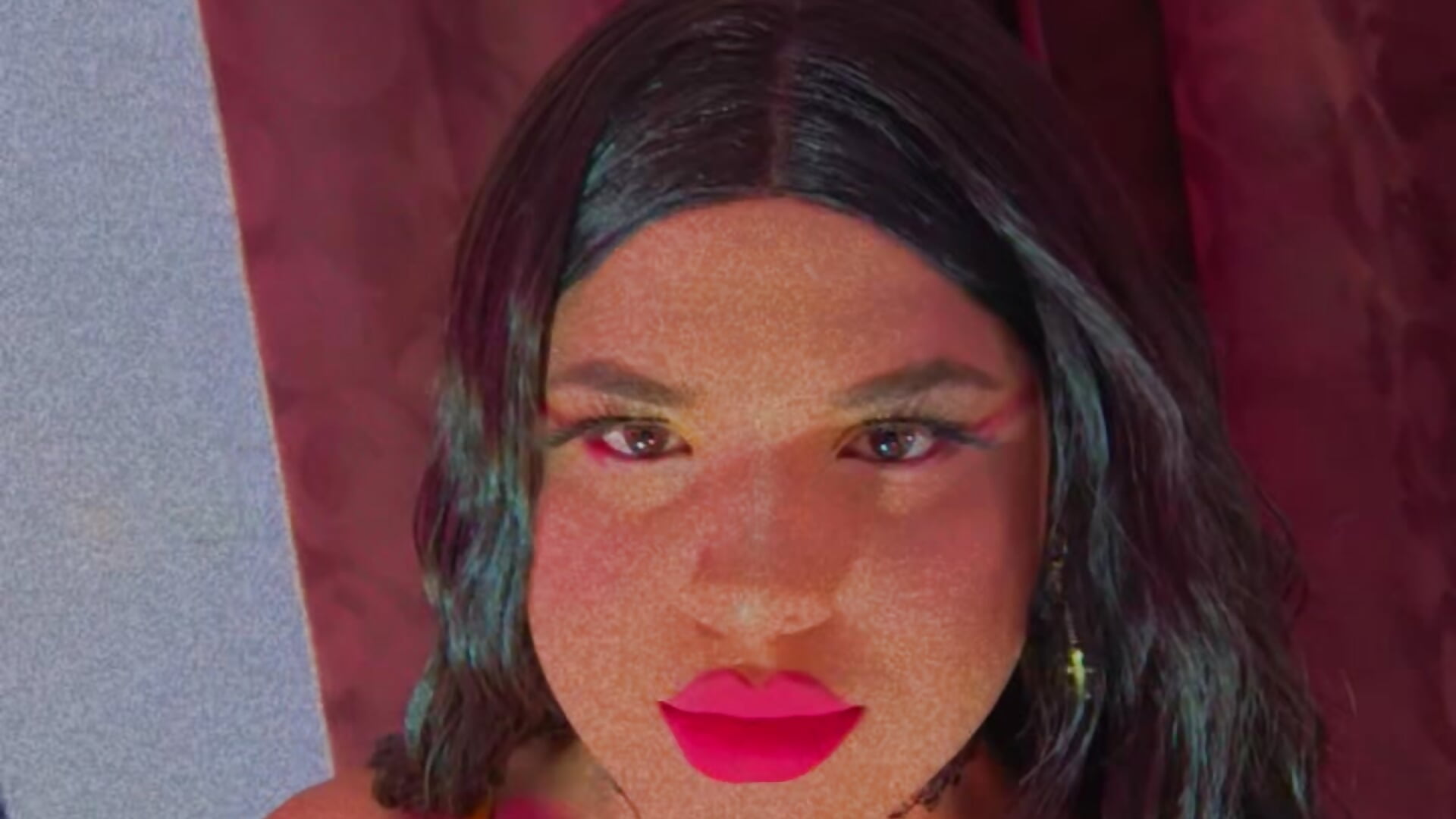 do yu wan kiss me? - video by CrystalRambeau cam model