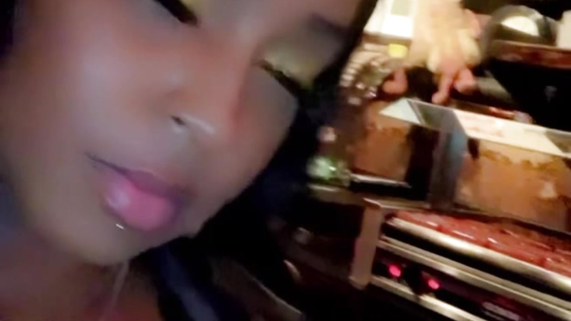 POST PIC (3)－カメラキャストのQueKittyの動画