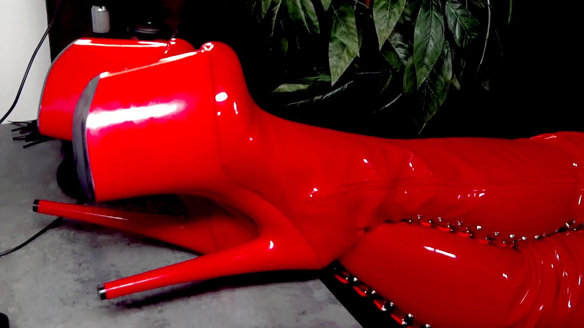 Hot tease - video QueenOfUrKink kameramallilta