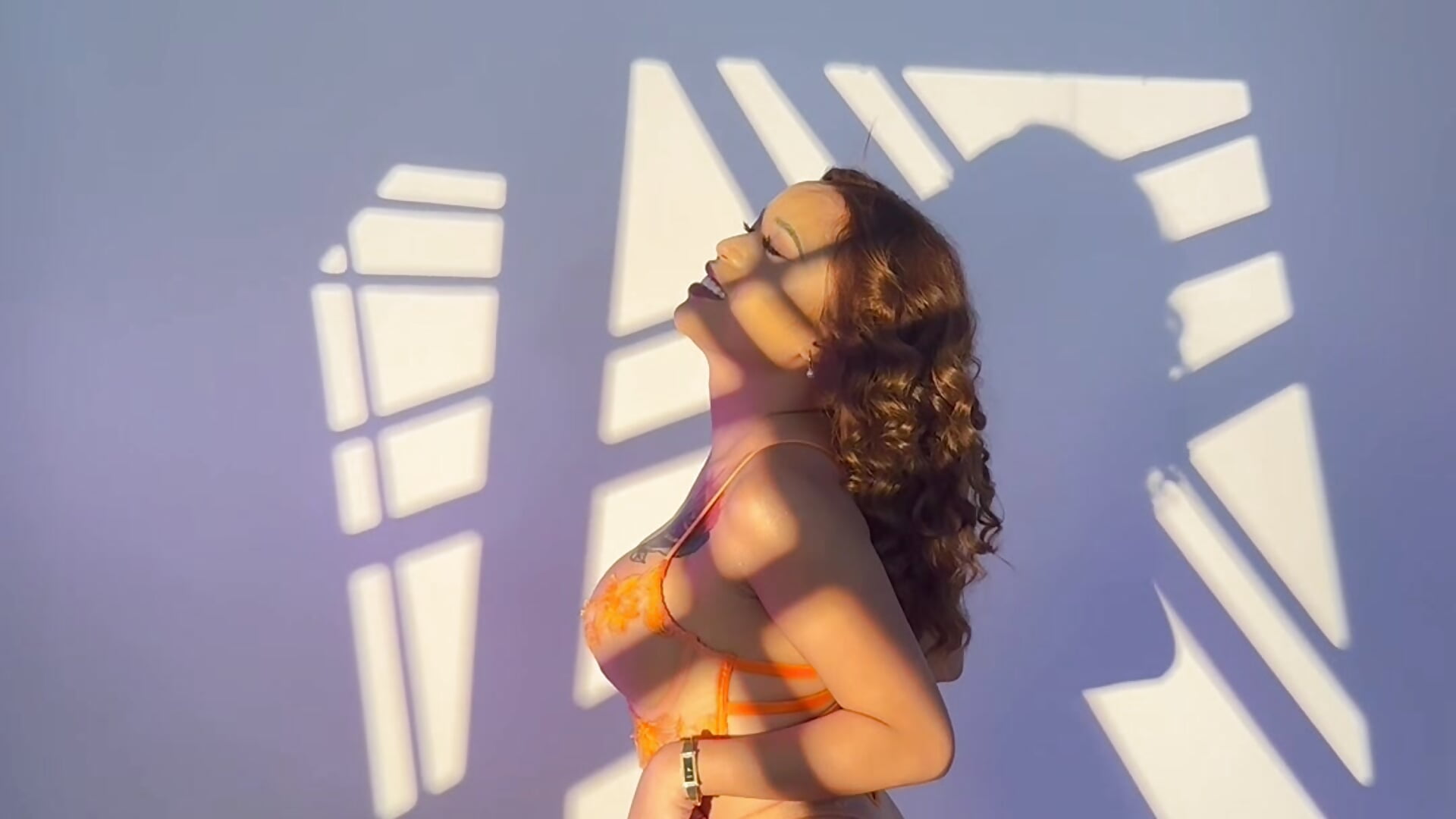 copy_C587DC23-B5C3-4806-8877-F48DEB57280B－カメラキャストのAmberNovoaaの動画