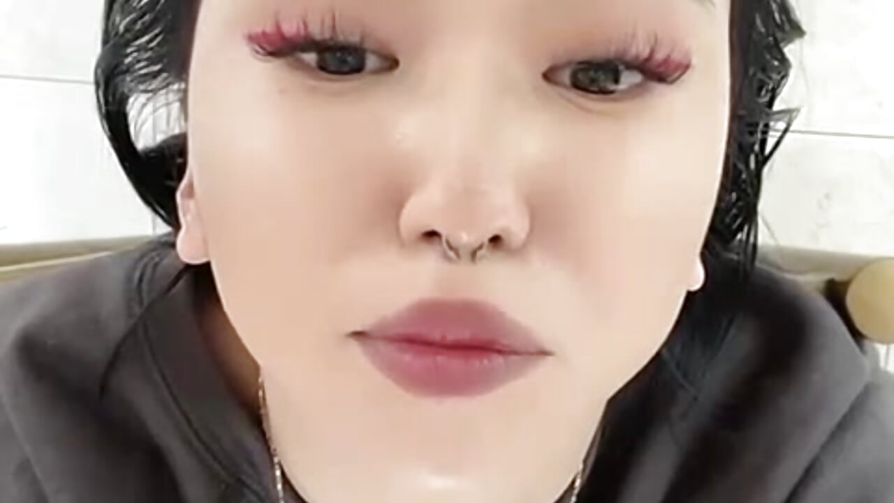 VID-20220810-WA0056 - Video von WithYou_Korean Cam-Model