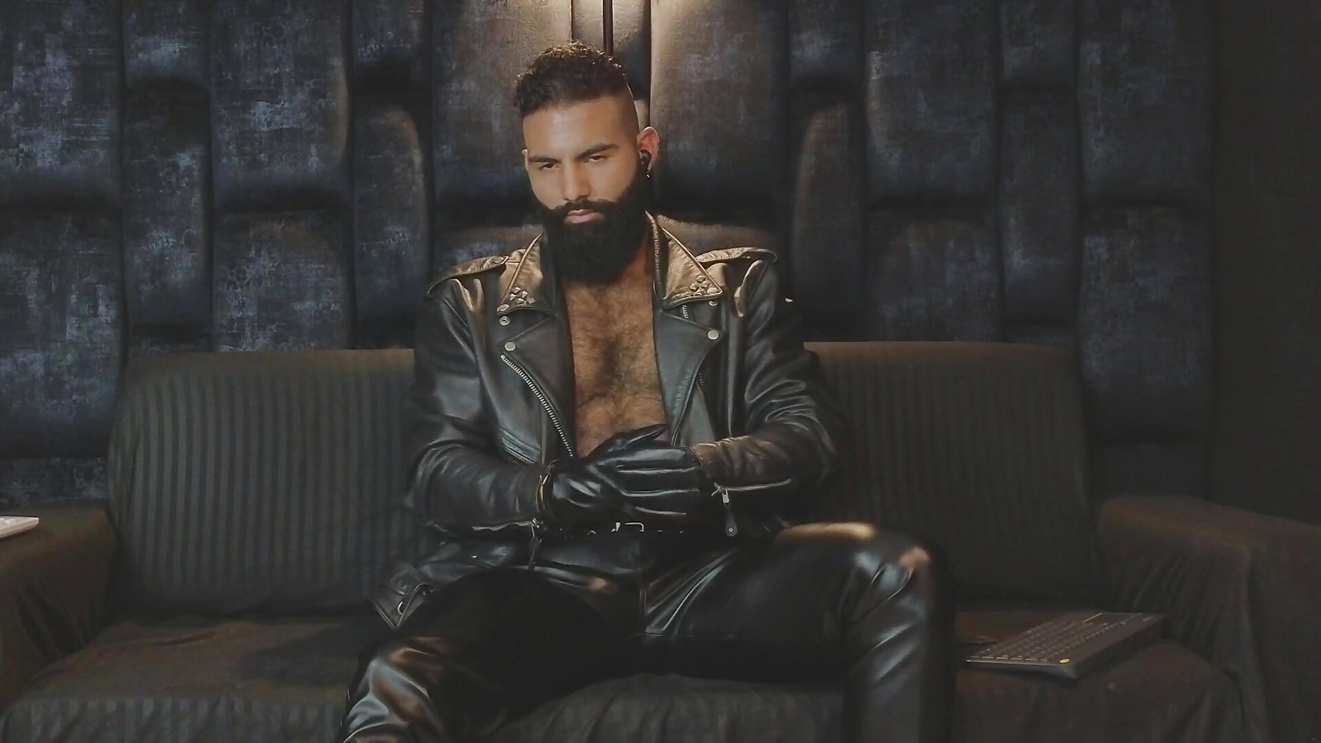 😈Master Show You Naughty Leather Fetish 😈 - video by BeardAndrew cam model