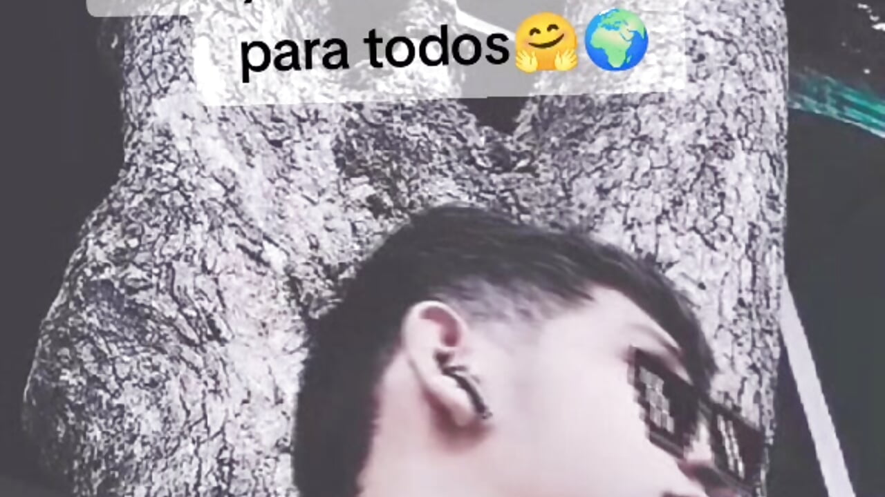 2025-08-04-070057716 - video by valeriaswang_Lucas cam model