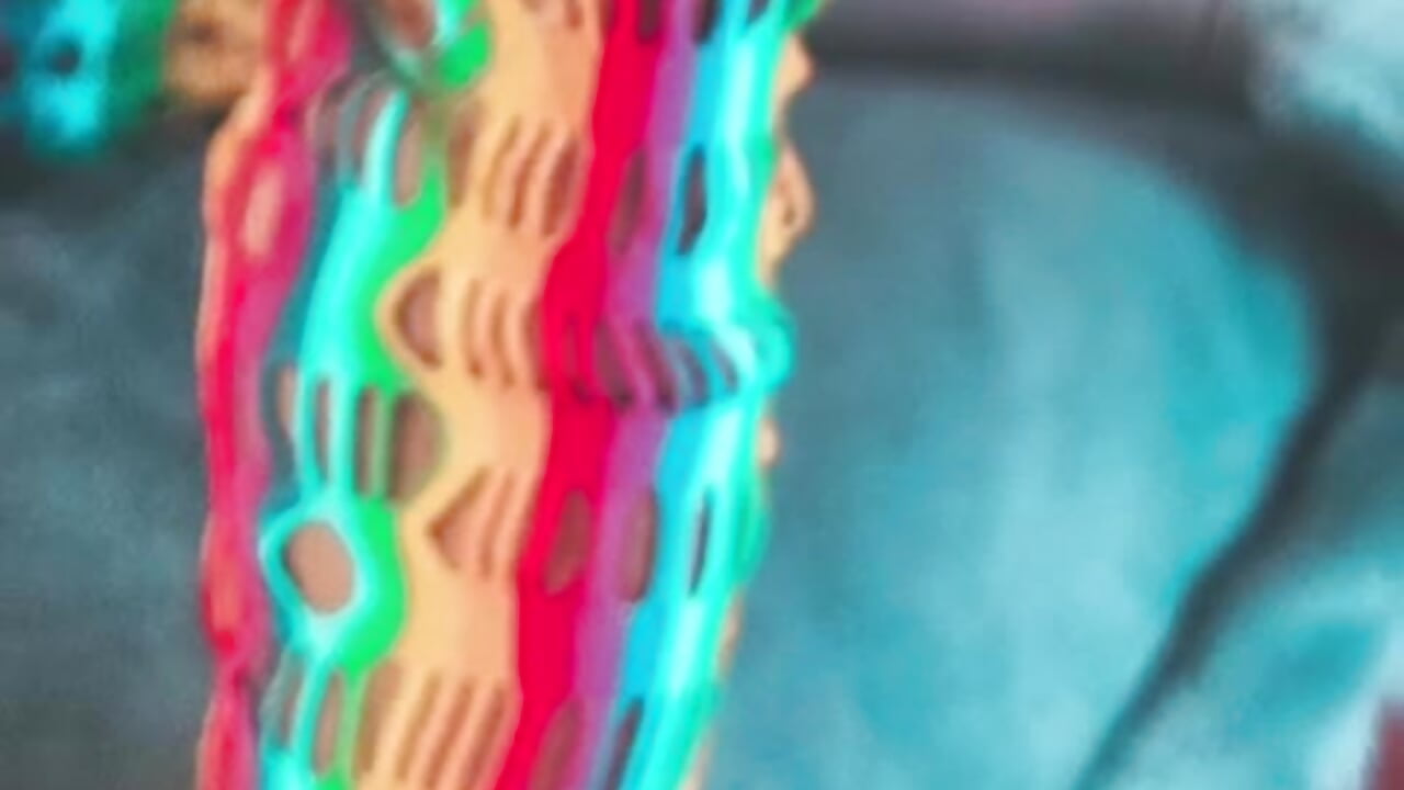 KISSES - วิดีโอโดย sofia_henaok โมเดลแคม